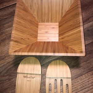 The Pampered Chef Salad Bowl